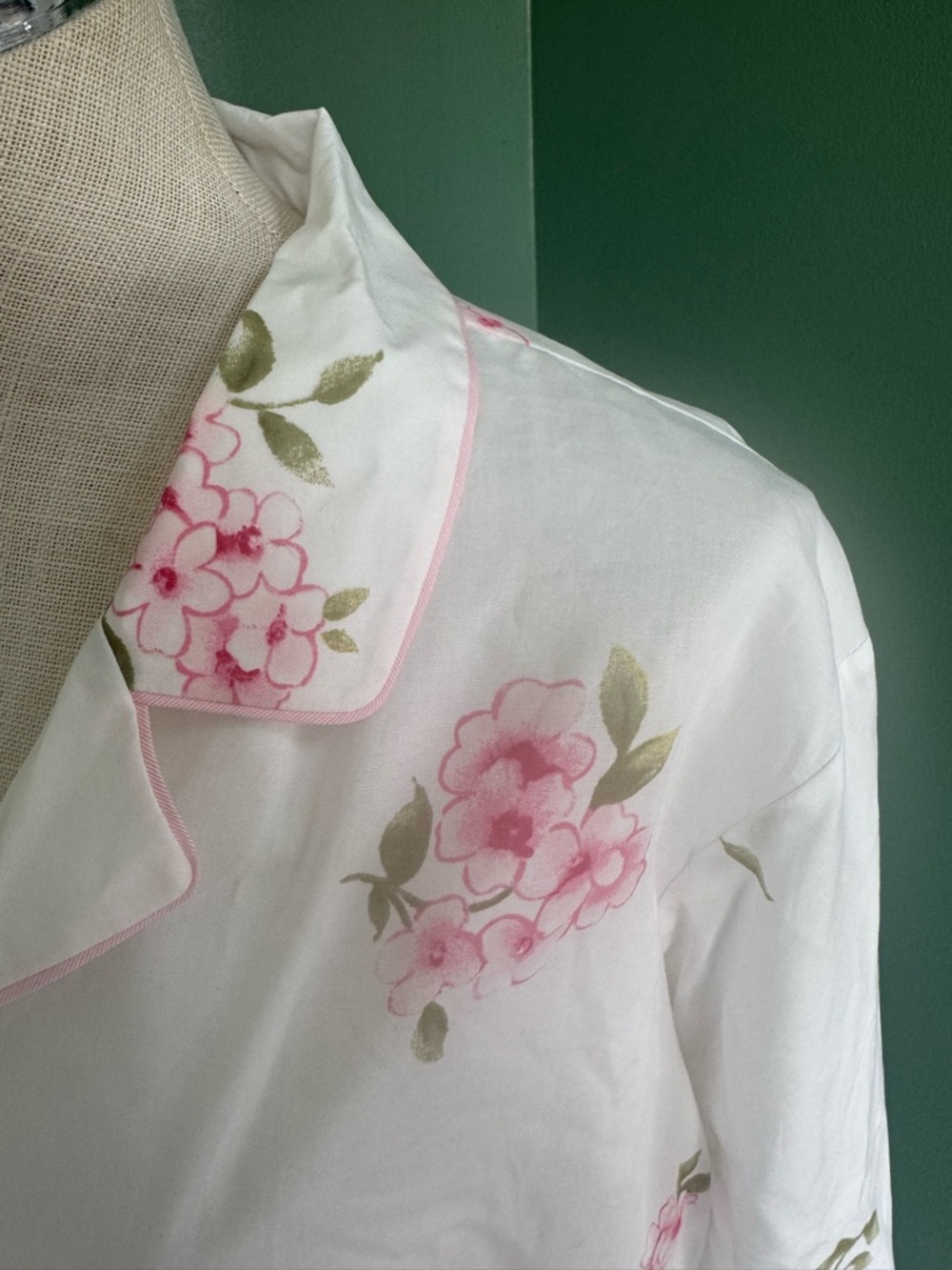 NWT Oscar De La Renta pajamas - Picture 2 of 13